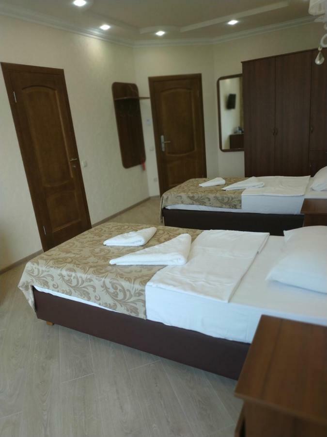 Olimp Hotel Tayirove Buitenkant foto